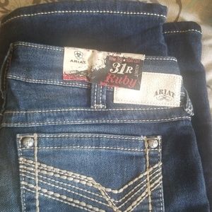 Ariat Ruby Jean's 31R